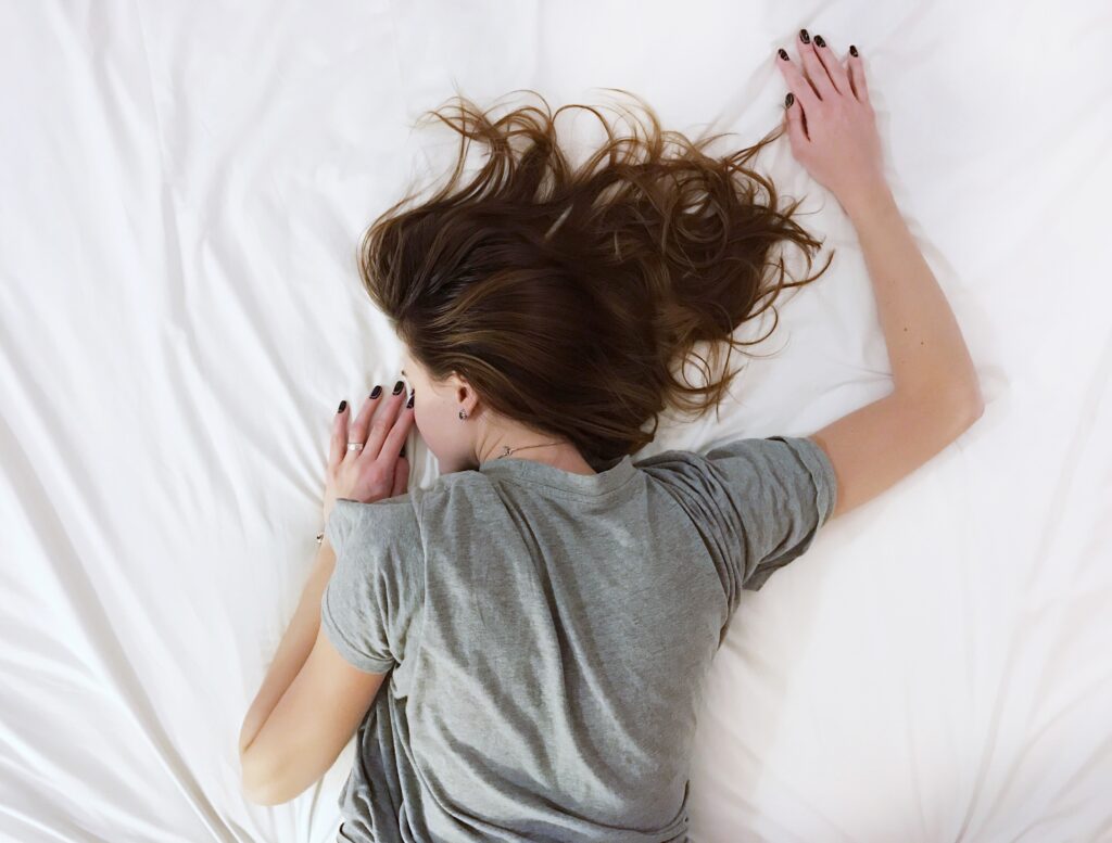 Sleep training and sleep conditioning